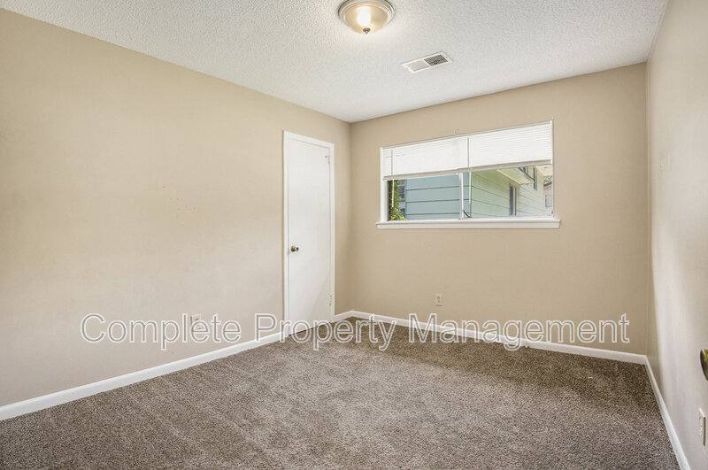 House for rent at 3400 Walnut Ave SW, Birmingham, AL 35221