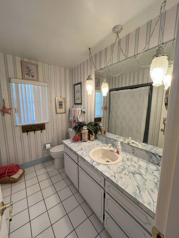 Apartment for rent at 8715 Alabama Place, Hobe Sound, FL 33455