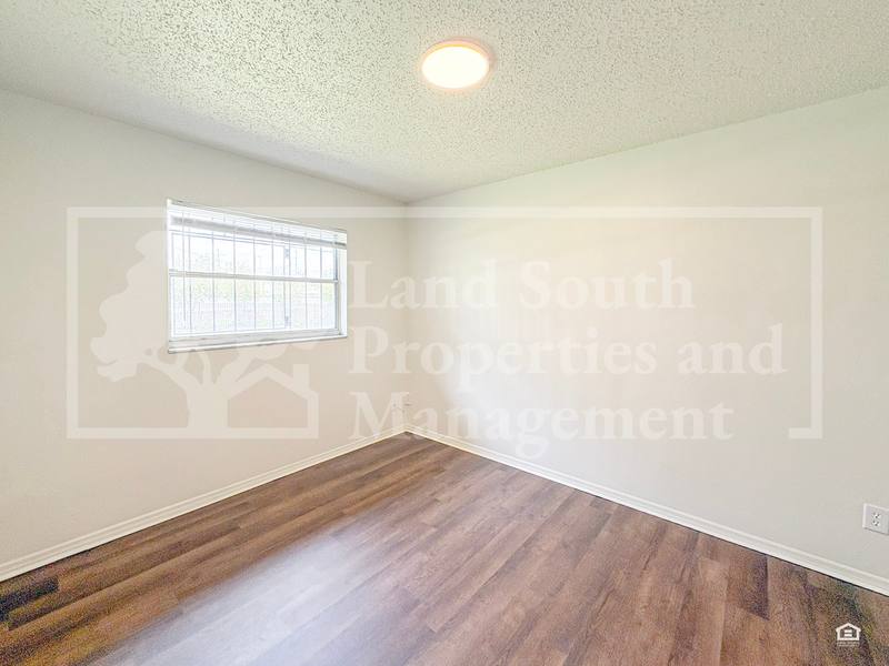 Apartment for rent at 620 N Lake Ave #3, Lakeland, FL 33801