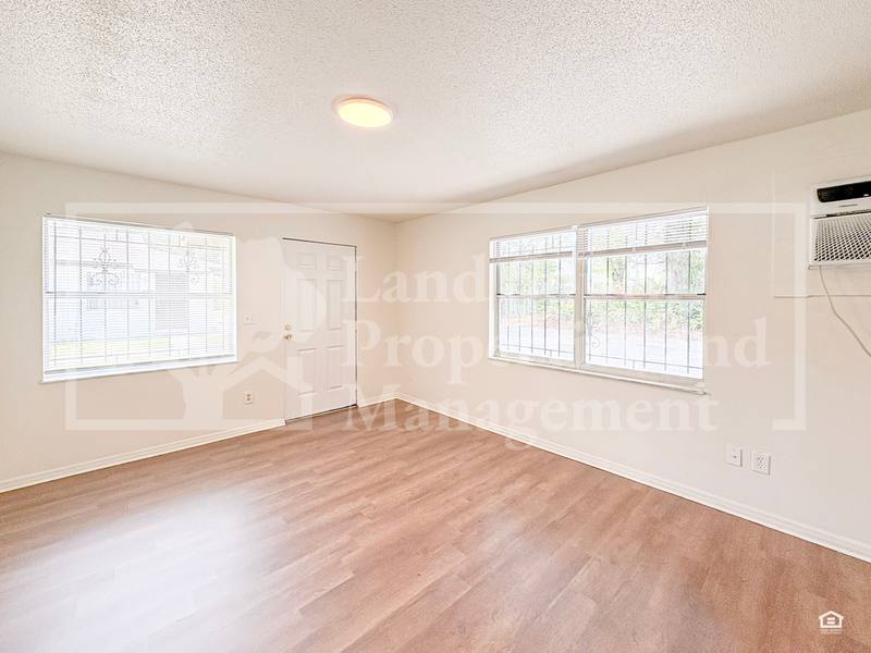 Apartment for rent at 620 N Lake Ave #3, Lakeland, FL 33801