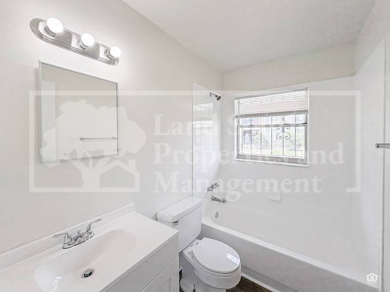 Apartment for rent at 620 N Lake Ave #3, Lakeland, FL 33801