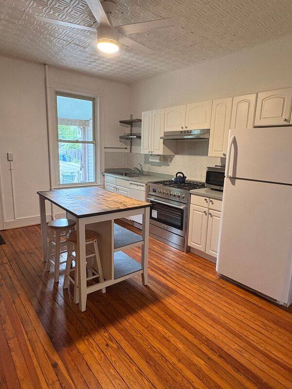 House for rent at 620 W 33rd St, Baltimore, MD 21211