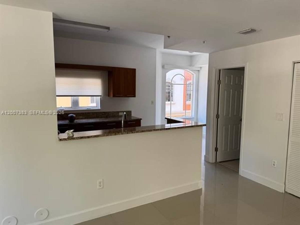 Townhouse for rent at 18421 NE 27th Court Th, North Miami Beach, FL 33160