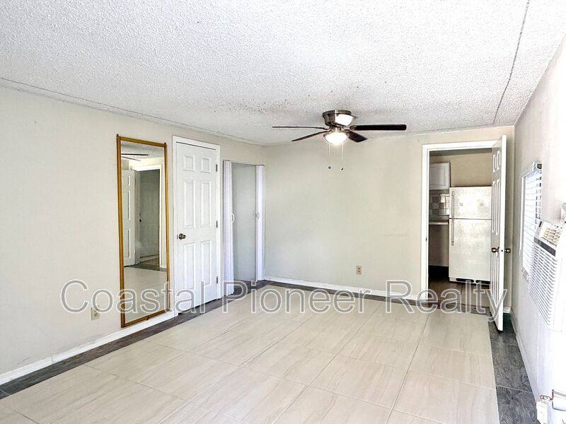 Apartment for rent at 2106 N Himes Ave #4, Tampa, FL 33607