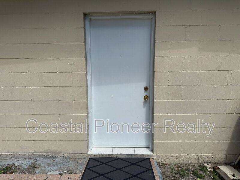 Apartment for rent at 2106 N Himes Ave #4, Tampa, FL 33607