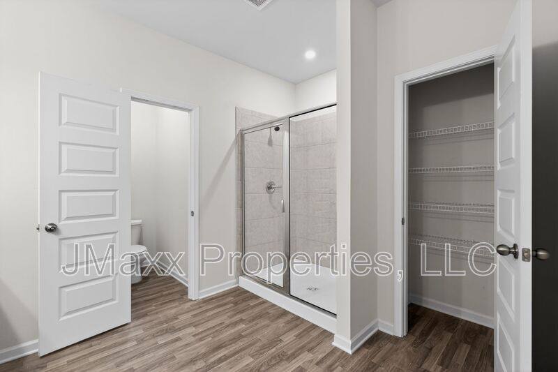 Townhouse for rent at 185 Madison Bend, Woodstock, GA 30188