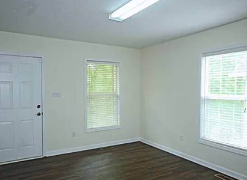House for rent at 41 E Castle Dr, Greenville, SC 29605