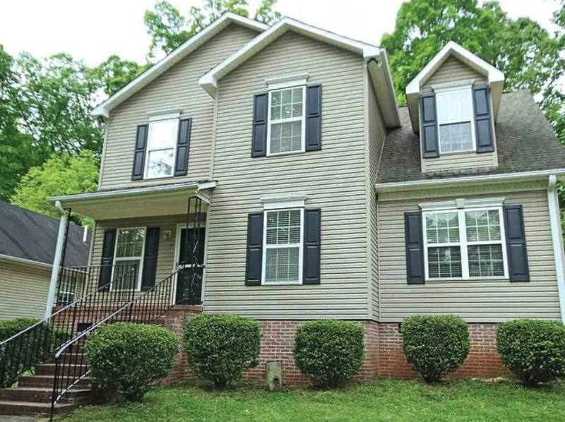 House for rent at 41 E Castle Dr, Greenville, SC 29605