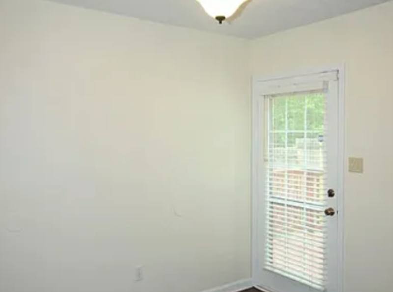 House for rent at 41 E Castle Dr, Greenville, SC 29605