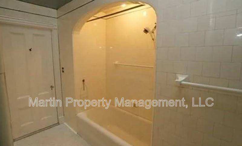 Apartment for rent at 278 Lafayette St #5, Salem, MA 01970