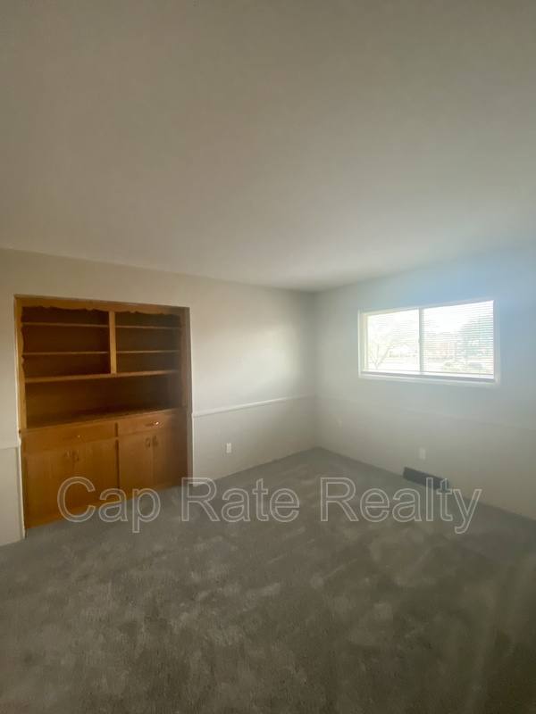 House for rent at 26 S Hampton Rd #C, Columbus, OH 43213