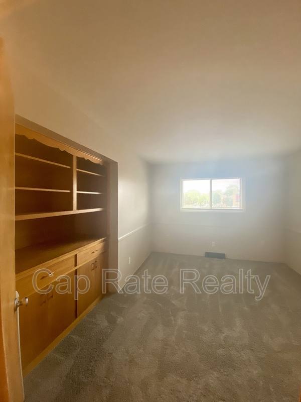 House for rent at 26 S Hampton Rd #C, Columbus, OH 43213