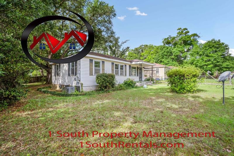 House for rent at 7055 Langdon Dr, Mobile, AL 36618