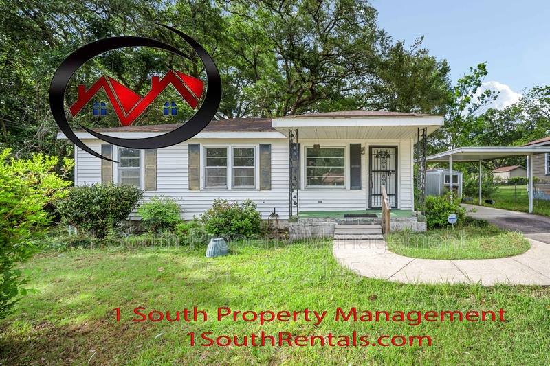 House for rent at 7055 Langdon Dr, Mobile, AL 36618