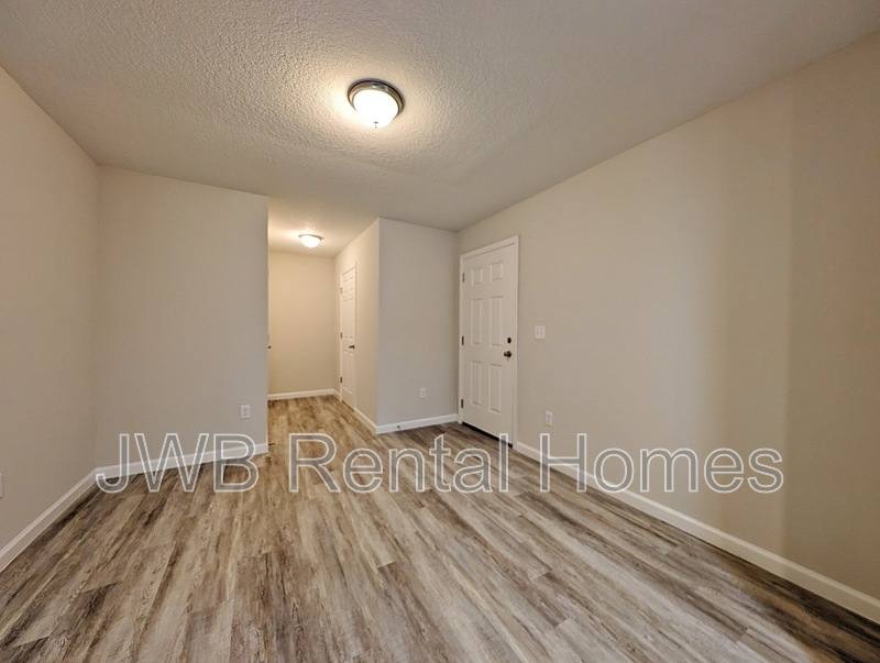 House for rent at 1209 Ellis Rd S, Jacksonville, FL 32205