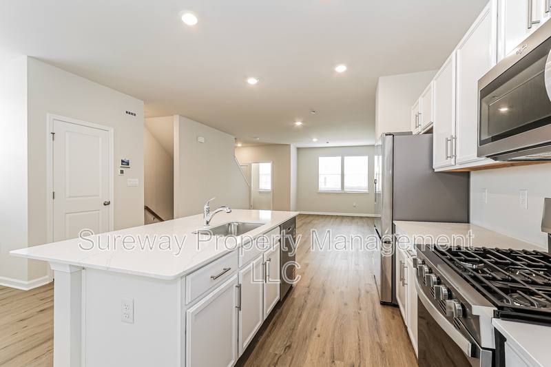 Townhouse for rent at 204 Sandy Ridge Rd, Sicklerville, NJ 08081