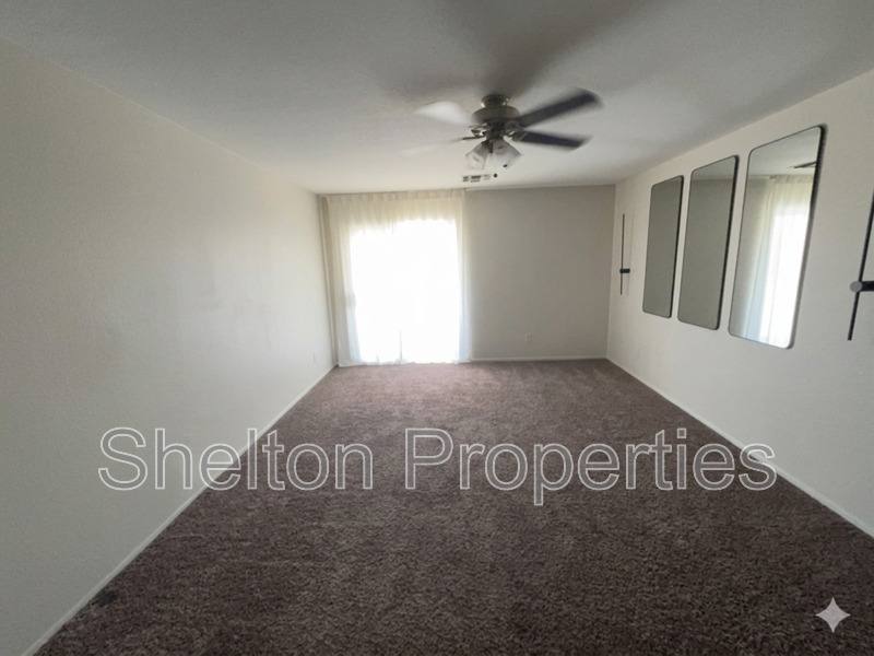 House for rent at 7391 W Solano Dr, Glendale, AZ 85303