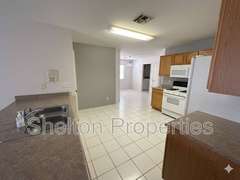 House for rent at 7391 W Solano Dr, Glendale, AZ 85303