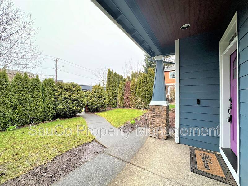 House for rent at 727 NE 65th Court, Hillsboro, OR 97124