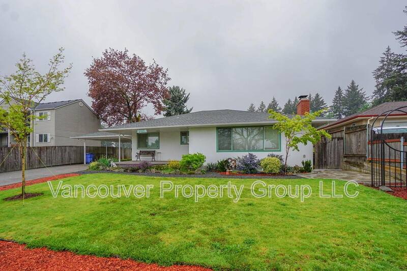 Apartment for rent at 2218 E 18th St #A, Vancouver, WA 98661