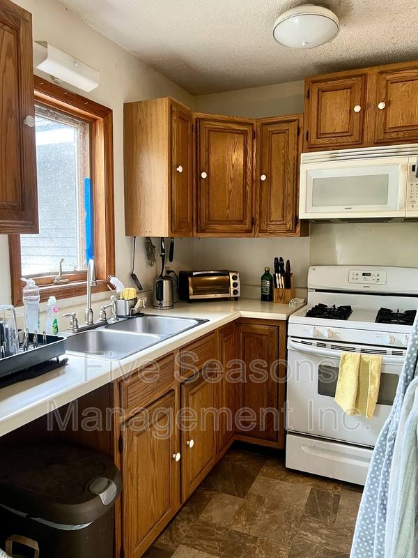 Apartment for rent at 115-7 N Winooski Ave #7, Burlington, VT 05401