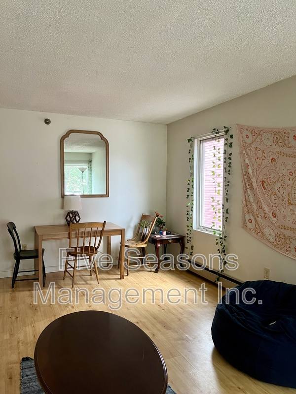 Apartment for rent at 115-7 N Winooski Ave #7, Burlington, VT 05401