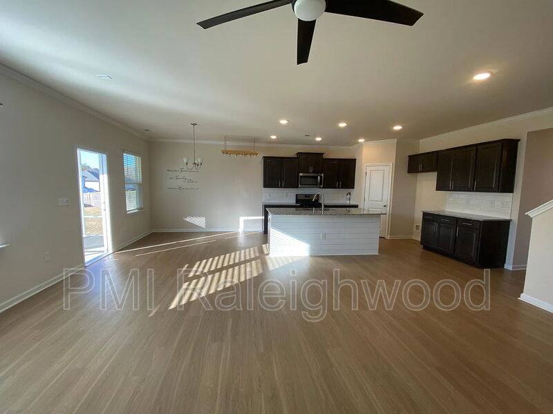 House for rent at 2124 Fox Chapel Place, Fuquay Varina, NC 27526