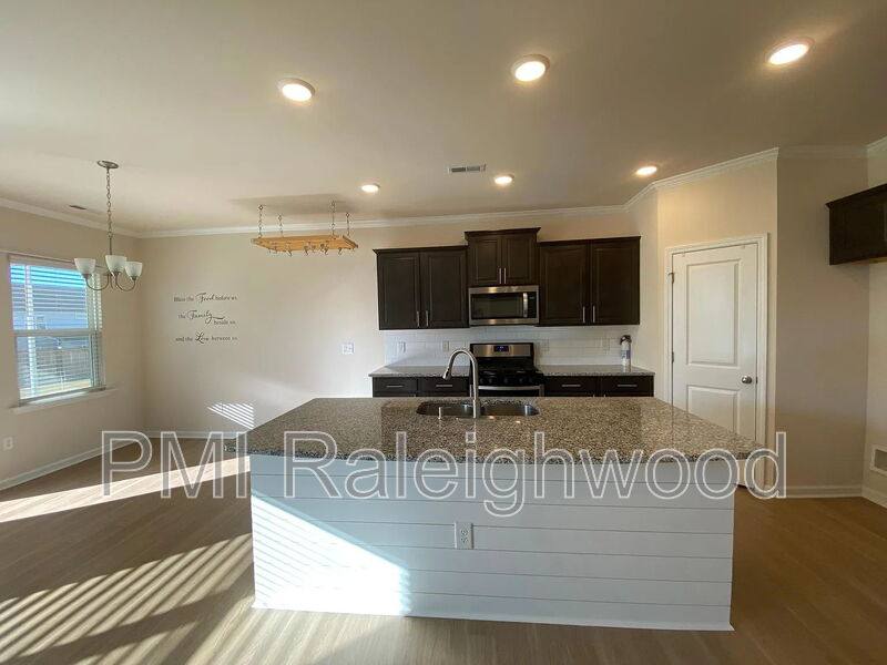 House for rent at 2124 Fox Chapel Place, Fuquay Varina, NC 27526