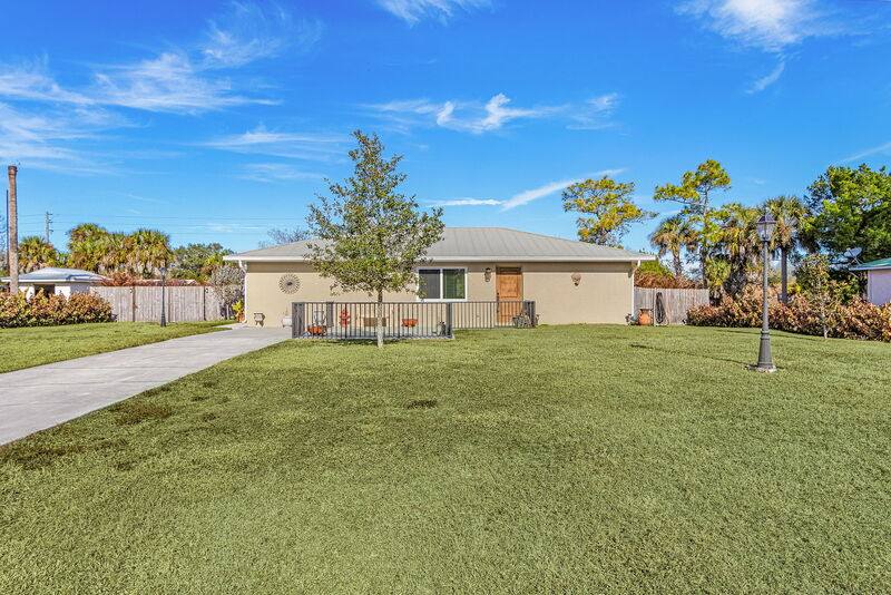 House for rent at 985 Quail Run, Labelle, FL 33935
