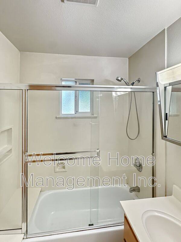 House for rent at 1436 Henry St #A, Berkeley, CA 94709