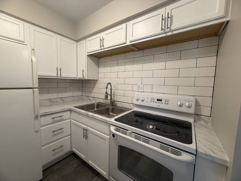 Apartment for rent at 611 Ewing Ave #B, Kansas City, MO 64125