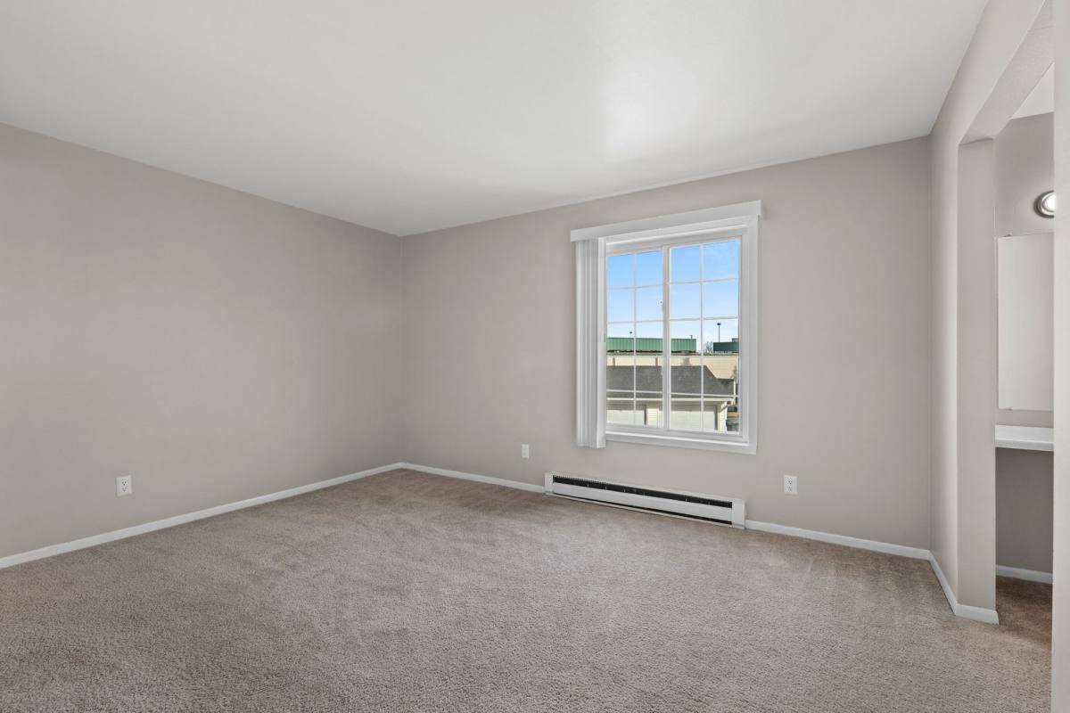 Apartment for rent at 14 Fountain Circle, Fond Du Lac, WI 54935