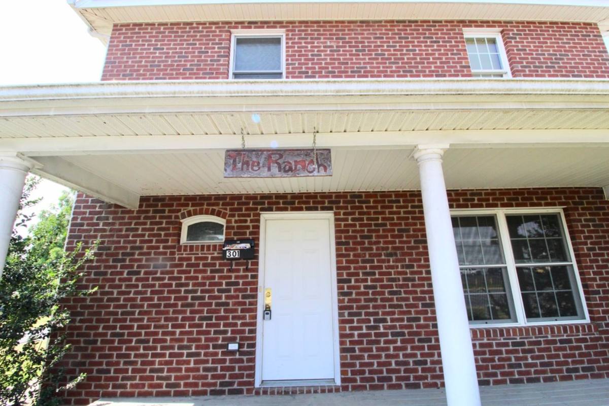 Apartment for rent at 301 W Market St, Harrisonburg, VA 22801