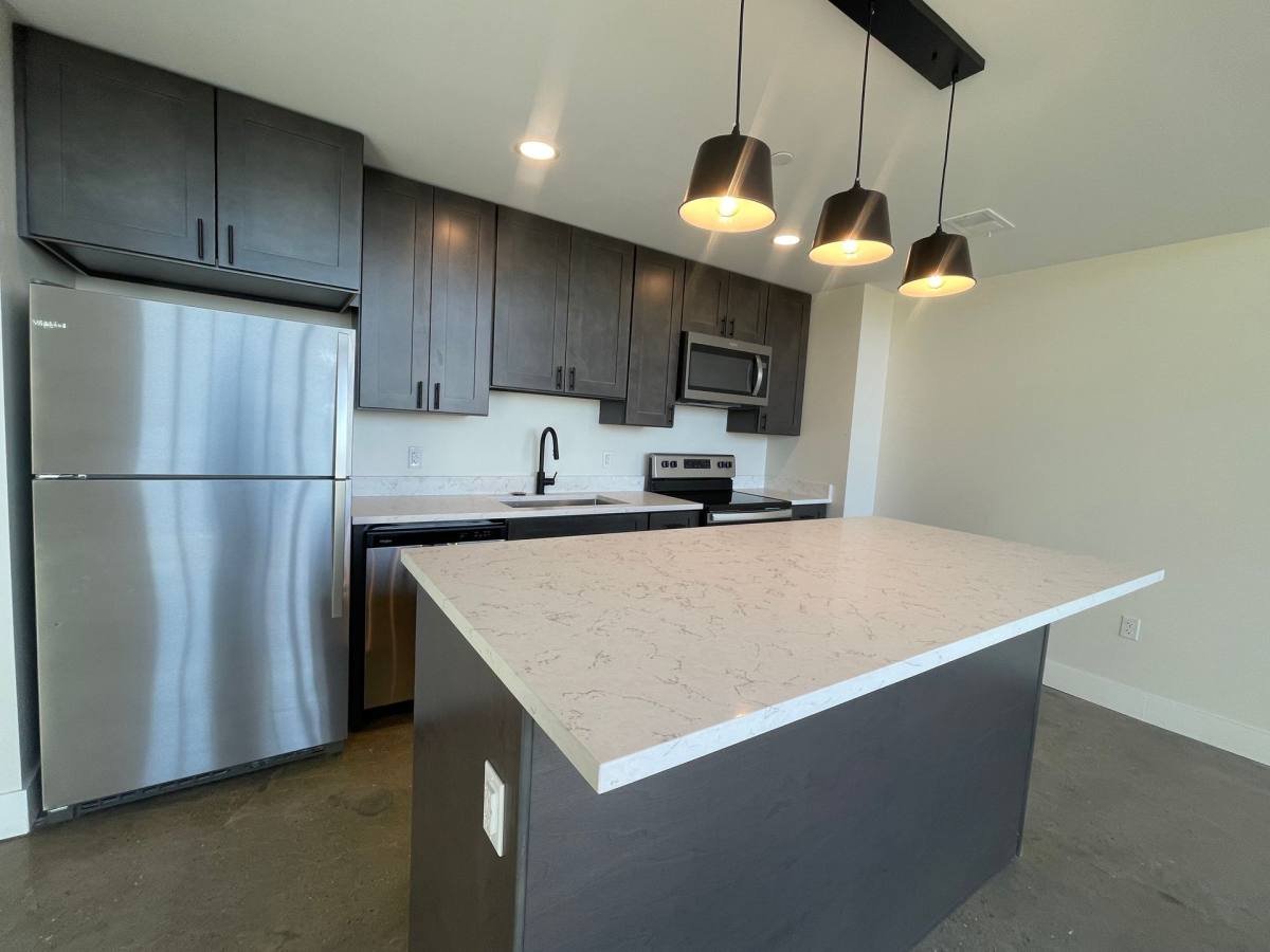 Apartment for rent at 15 S Ontario St, Toledo, OH 43604
