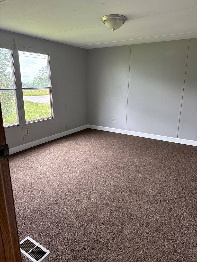 House for rent at 1459 Hickory Valley Rd, Sparta, TN 38583