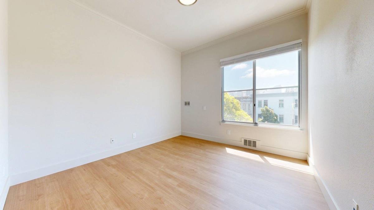 Apartment for rent at 3322 Buchanan St #306, San Francisco, CA 94133