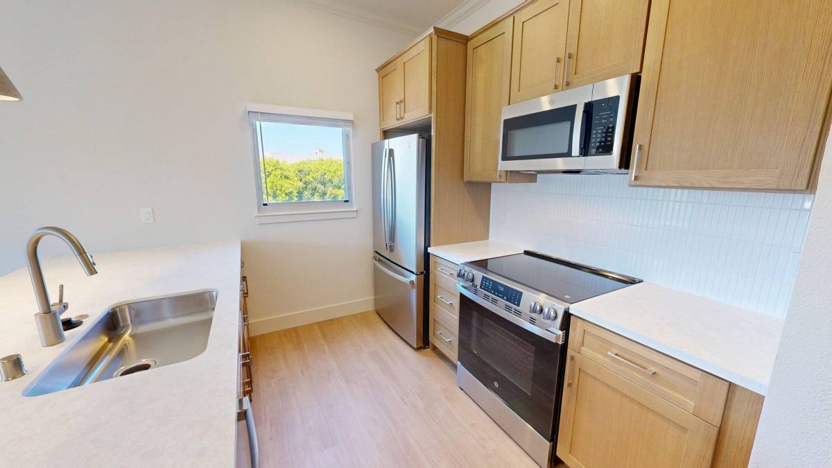 Apartment for rent at 3322 Buchanan St #306, San Francisco, CA 94133