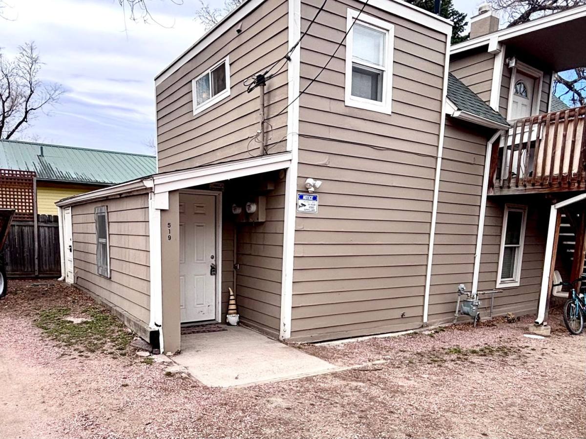 Apartment for rent at 519 S El Paso St, Colorado Springs, CO 80903