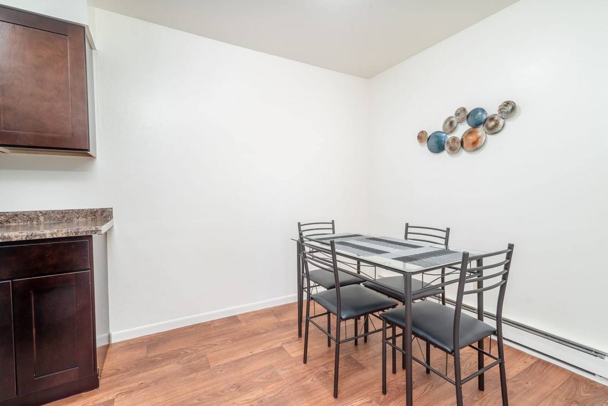 Apartment for rent at 1 E Bradford Rd, Joliet, IL 60433