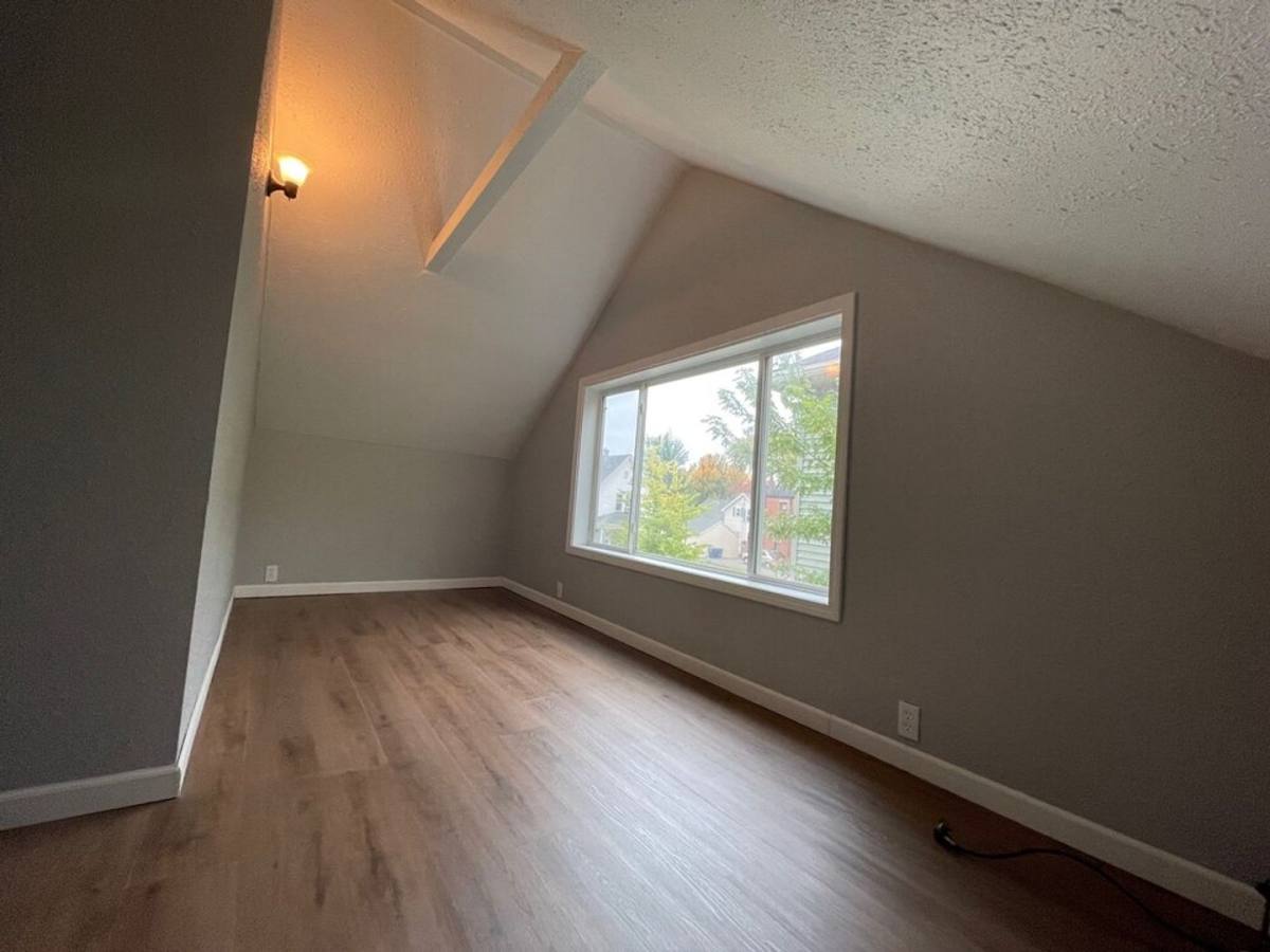 Apartment for rent at 714 716 Chicago Ave, Wausau, WI 54403