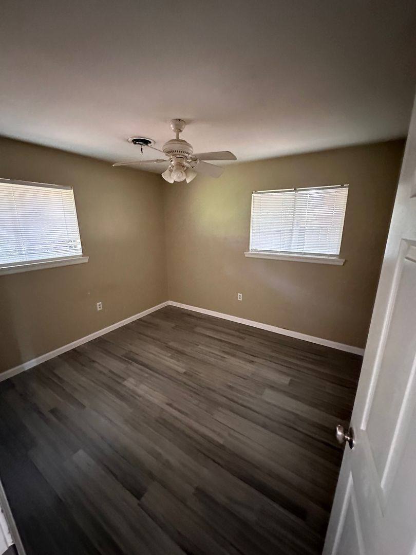 Apartment for rent at 1120 S Detroit Ave, Russellville, AR 72801