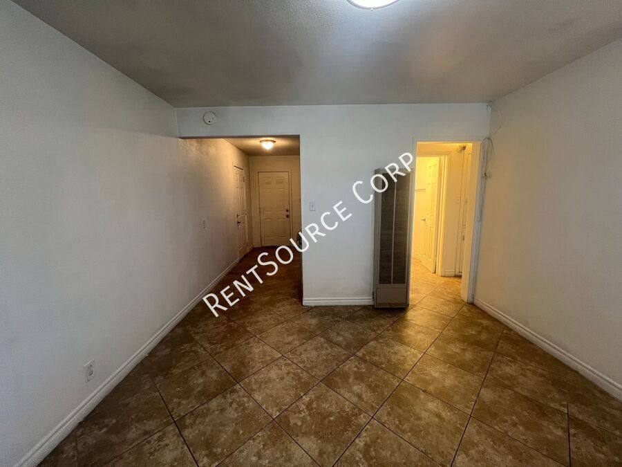 Apartment for rent at 411 S First Ave #B, Barstow, CA 92311