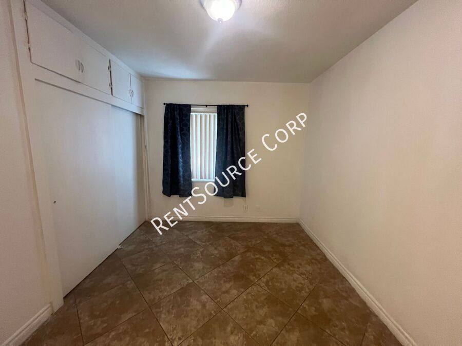 Apartment for rent at 411 S First Ave #B, Barstow, CA 92311