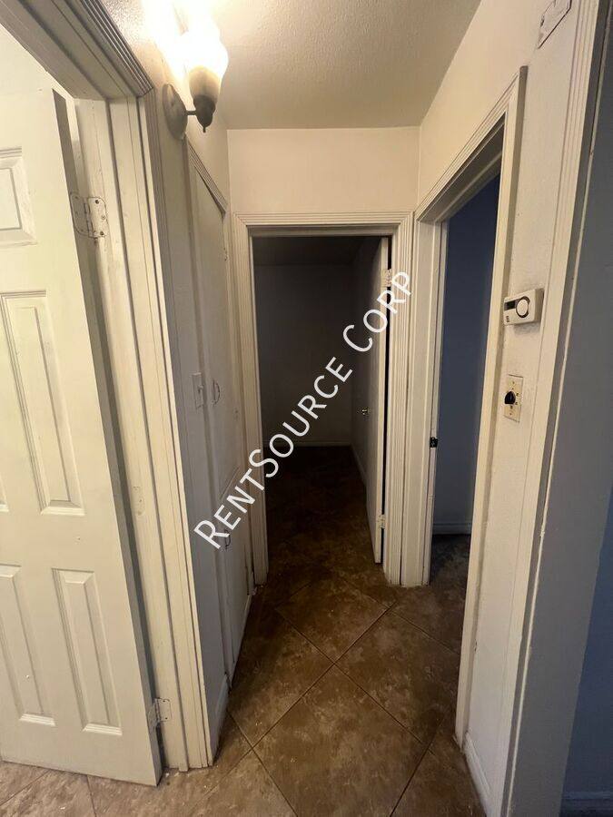 Apartment for rent at 411 S First Ave #B, Barstow, CA 92311