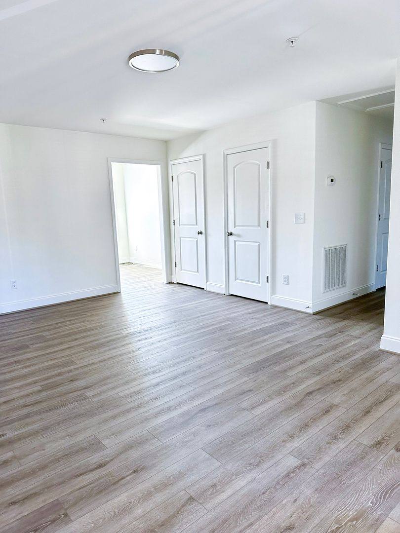 Apartment for rent at 725 Carolina Ave, Yadkinville, NC 27055