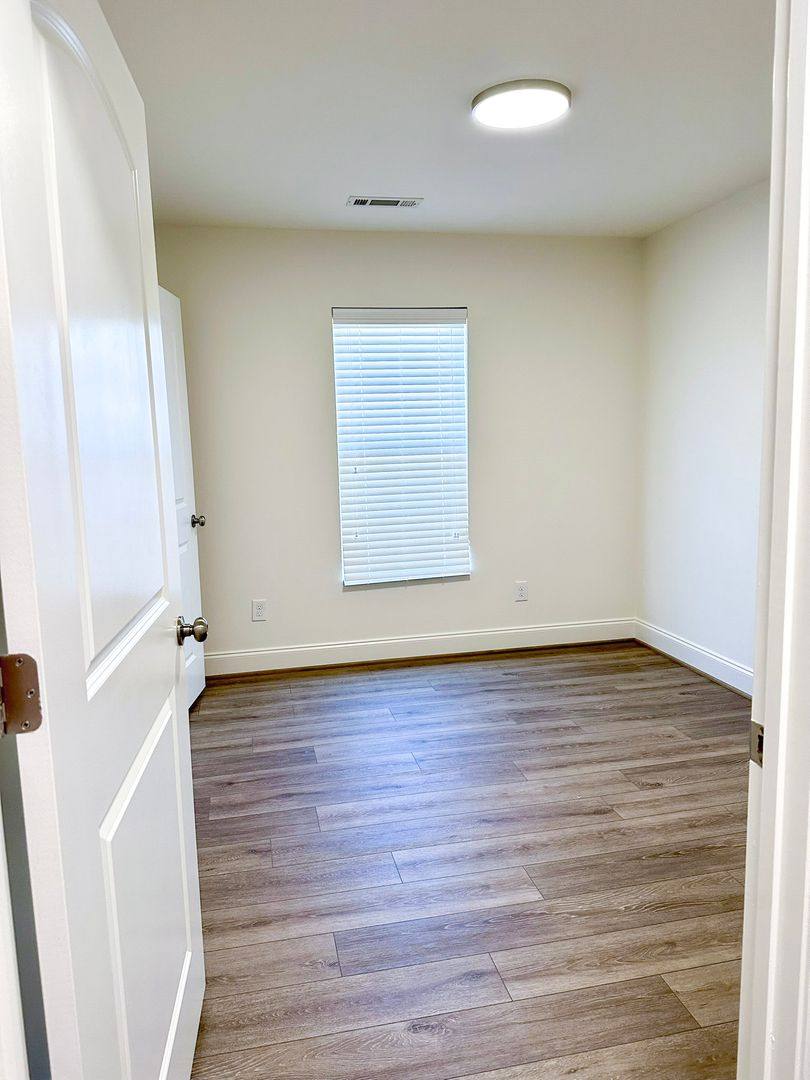 Apartment for rent at 725 Carolina Ave, Yadkinville, NC 27055