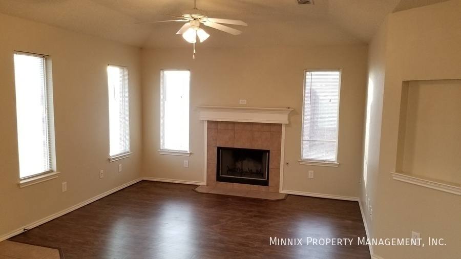 Townhouse for rent at 3112 110th St #B, Lubbock, TX 79423