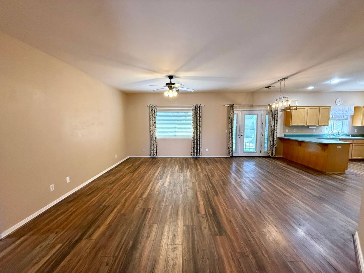 3838 Heritage Lane, Kingman, AZ 86409 - House for Rent - Image 4