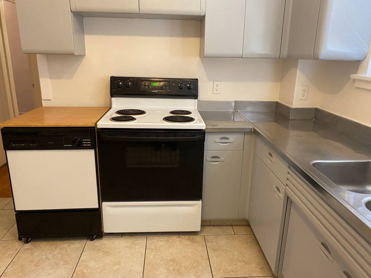 House for rent at 1331 Shady Ave, Pittsburgh, PA 15217