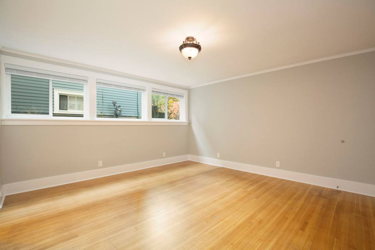 Apartment for rent at 2528 Queen Anne Ave N, Seattle, WA 98109